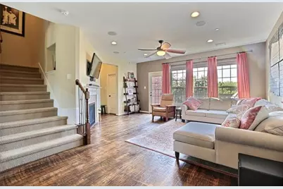 1454 Biltmore Lane, Irving, TX 75063 - Photo 4