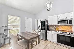 420 Vincent St, Cedar Hill, TX 75104 - Photo 10