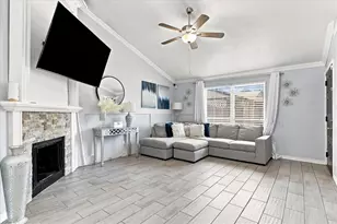 420 Vincent St, Cedar Hill, TX 75104 - Photo 4