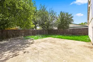 420 Vincent St, Cedar Hill, TX 75104 - Photo 26