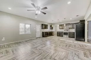 104 Lyndsey Ct, Boyd, TX 76023 - Photo 26