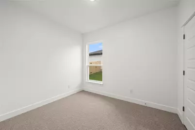 1102 College Avenue, Troy, TX 76579 - Photo 16