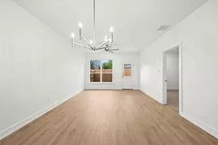 1102 College Ave, Troy, TX 76579 - Photo 10