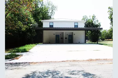 410 E 8th Street #2, Bonham, TX 75418 - Photo 1