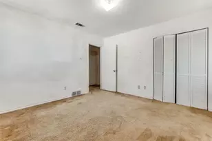 9935 Knoll Krest Dr, Dallas, TX 75238 - Photo 20