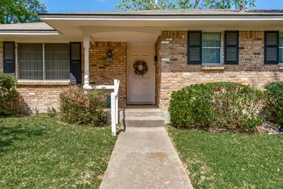 9935 Knoll Krest Drive, Dallas, TX 75238 - Photo 2