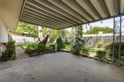 9935 Knoll Krest Drive, Dallas, TX 75238 - Photo 24
