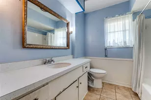 9935 Knoll Krest Dr, Dallas, TX 75238 - Photo 16