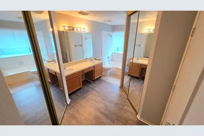 6301 Fairlane Drive, Arlington, TX 76001 - Photo 4