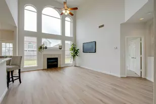 4008 Double Oak Dr, Bedford, TX 76021 - Photo 2