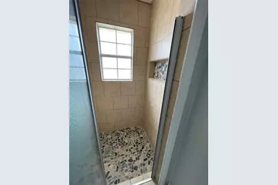 1208 E Magnolia Avenue, Fort Worth, TX 76104 - Photo 6