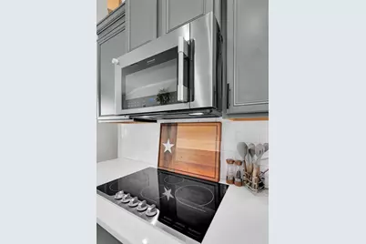 404 Calder Street, Waco, TX 76712 - Photo 14