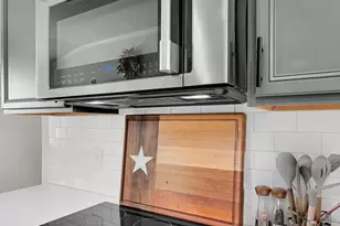 404 Calder St, Waco, TX 76712 - Photo 14