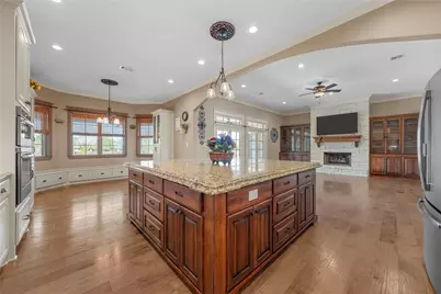 529 Perry Lane, Robinson, TX 76706 - Photo 8