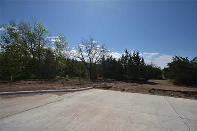 640 W Kilpatrick Street, Cleburne, TX 76033 - Photo 1