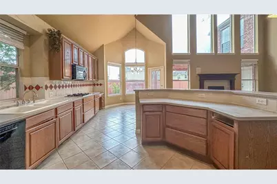 8104 Clayton Drive, Plano, TX 75025 - Photo 16