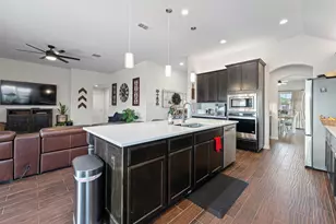 3117 Arbor View Dr, Burleson, TX 76028 - Photo 8