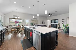 3117 Arbor View Dr, Burleson, TX 76028 - Photo 2