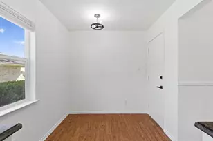 201 Bluebird Cir, Denton, TX 76209 - Photo 12