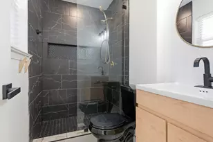 201 Bluebird Cir, Denton, TX 76209 - Photo 6