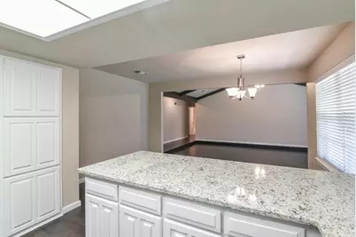 1808 Overbrook Drive, Arlington, TX 76014 - Photo 6