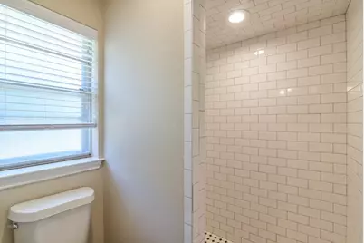 1808 Overbrook Drive, Arlington, TX 76014 - Photo 16