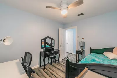 904 Sherman Street, Tioga, TX 76271 - Photo 32