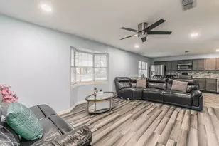 904 Sherman St, Tioga, TX 76271 - Photo 16