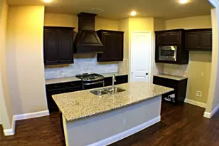 4440 Illinwek Dr, Carrollton, TX 75010 - Photo 6