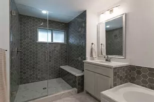 1900 Melinda Ln, Farmers Branch, TX 75234 - Photo 10