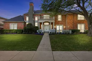 17431 Woods Edge Dr, Dallas, TX 75287 - Photo 2