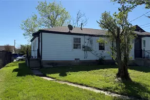 2640 Berryhill Dr, Fort Worth, TX 76105 - Photo 18