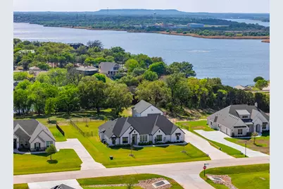 2012 Southern Rise Court, Granbury, TX 76049 - Photo 38
