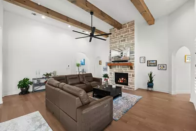 2012 Southern Rise Court, Granbury, TX 76049 - Photo 6