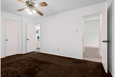 801 Meadowlark Drive, Mansfield, TX 76063 - Photo 16