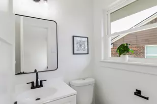 9011 Liptonshire Dr, Dallas, TX 75238 - Photo 26