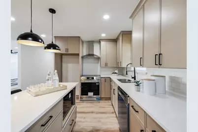 9011 Liptonshire Drive, Dallas, TX 75238 - Photo 14