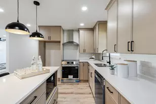 9011 Liptonshire Dr, Dallas, TX 75238 - Photo 14