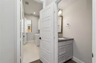 8613 Hawthorn Dr, The Colony, TX 75056 - Photo 34