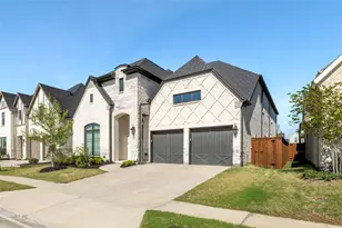 8613 Hawthorn Dr, The Colony, TX 75056 - Photo 2