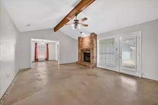 1405 Flamingo Dr, Lewisville, TX 75077 - Photo 4