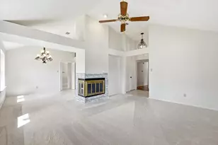 656 Parkway Blvd, Coppell, TX 75019 - Photo 4