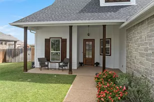 363 Cavitt Ct, Robinson, TX 76706 - Photo 2