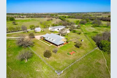 11918 Riek Road, Krum, TX 76249 - Photo 4