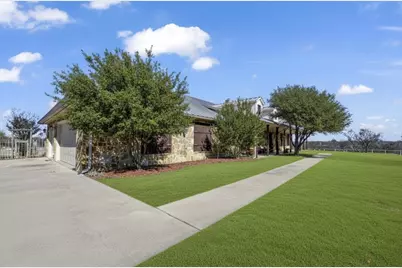11918 Riek Road, Krum, TX 76249 - Photo 1