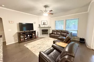 12425 Geraldine Dr, Fort Worth, TX 76126 - Photo 2