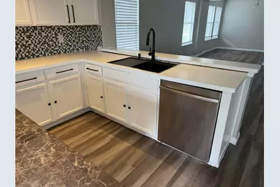 5348 Cameron Drive, Grand Prairie, TX 75052 - Photo 10