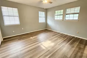 1124 Kathy Ln, Lewisville, TX 75067 - Photo 18