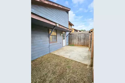 1124 Kathy Lane, Lewisville, TX 75067 - Photo 28