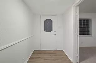 622 Oxford Dr, Sherman, TX 75092 - Photo 6